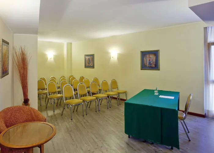 By Ihg Ξενοδοχείο 4*