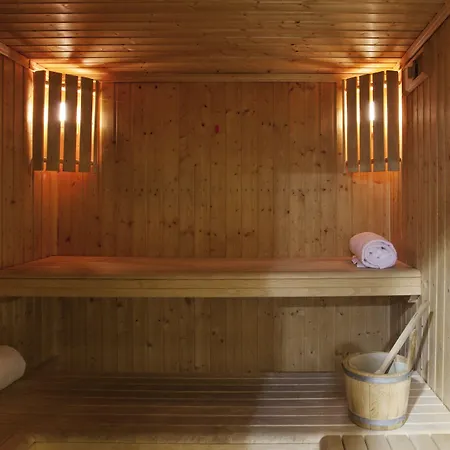 By Ihg 4* קליארי