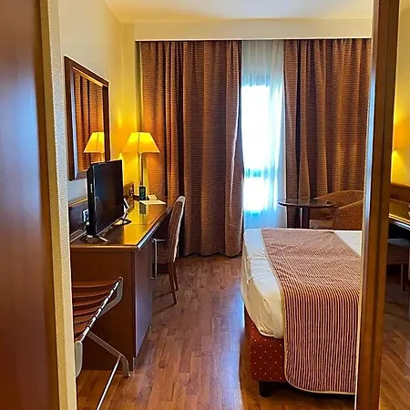 Hotel By Ihg Cagliari