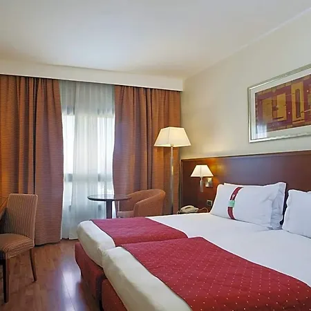 Hotel By Ihg 4*