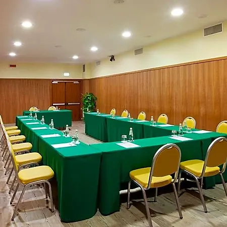 Hotel By Ihg 4*