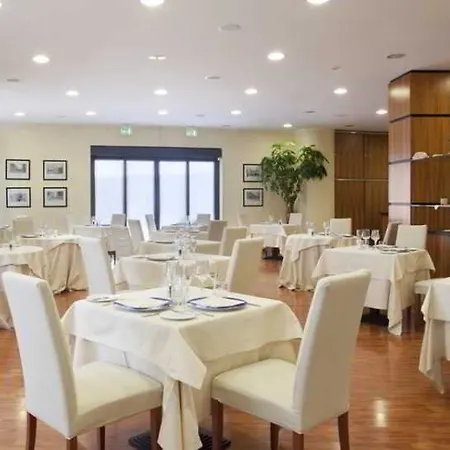 By Ihg מלון קליארי