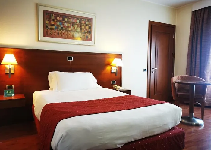 By Ihg 4* Кальяри